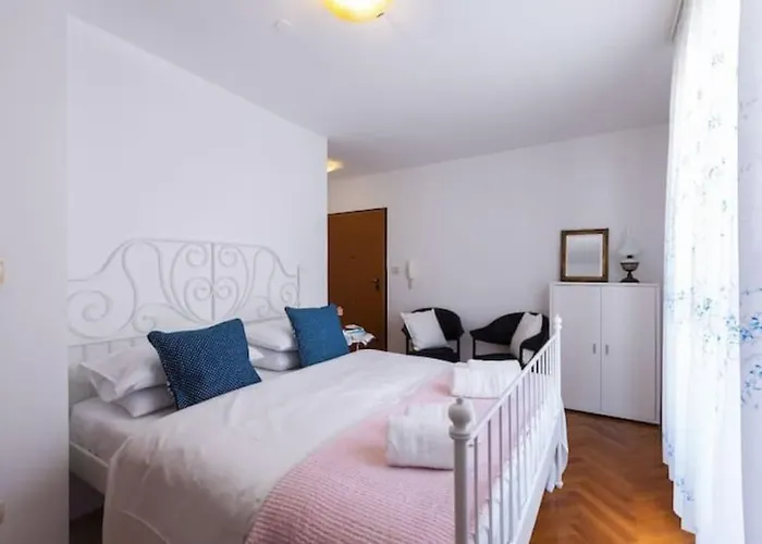 Apartman Maia's